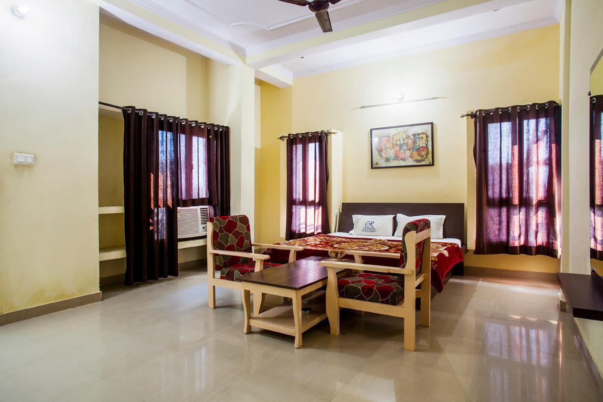 Ramprastha Hotel Ayodhya Eksteriør billede