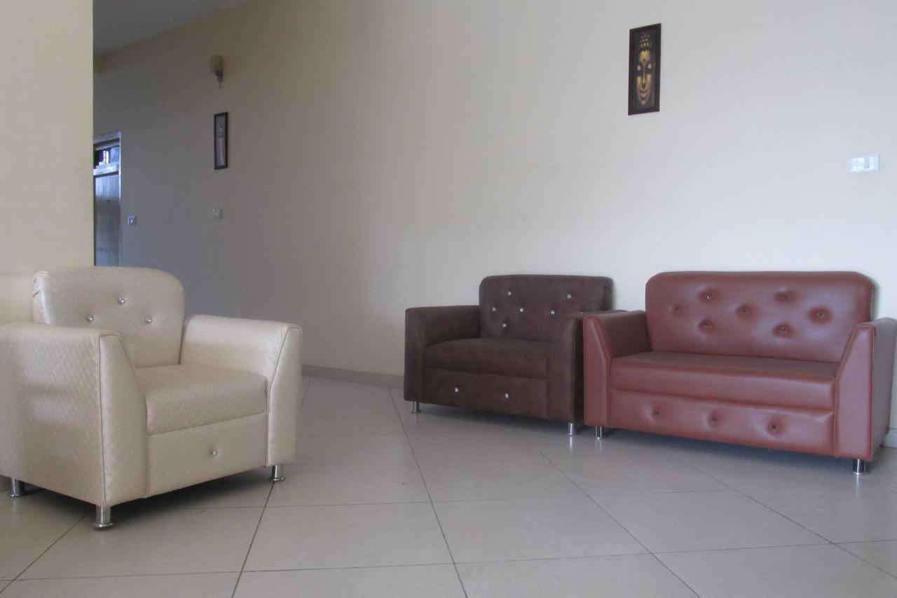 Ramprastha Hotel Ayodhya Eksteriør billede