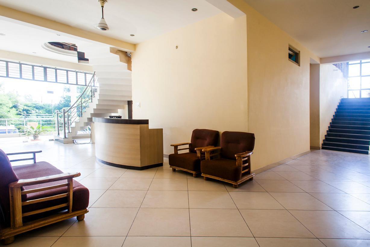 Ramprastha Hotel Ayodhya Eksteriør billede